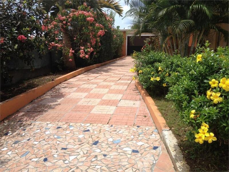 Le Nil Appartement Cosy Tout Confort Baie-Mahault Exterior foto