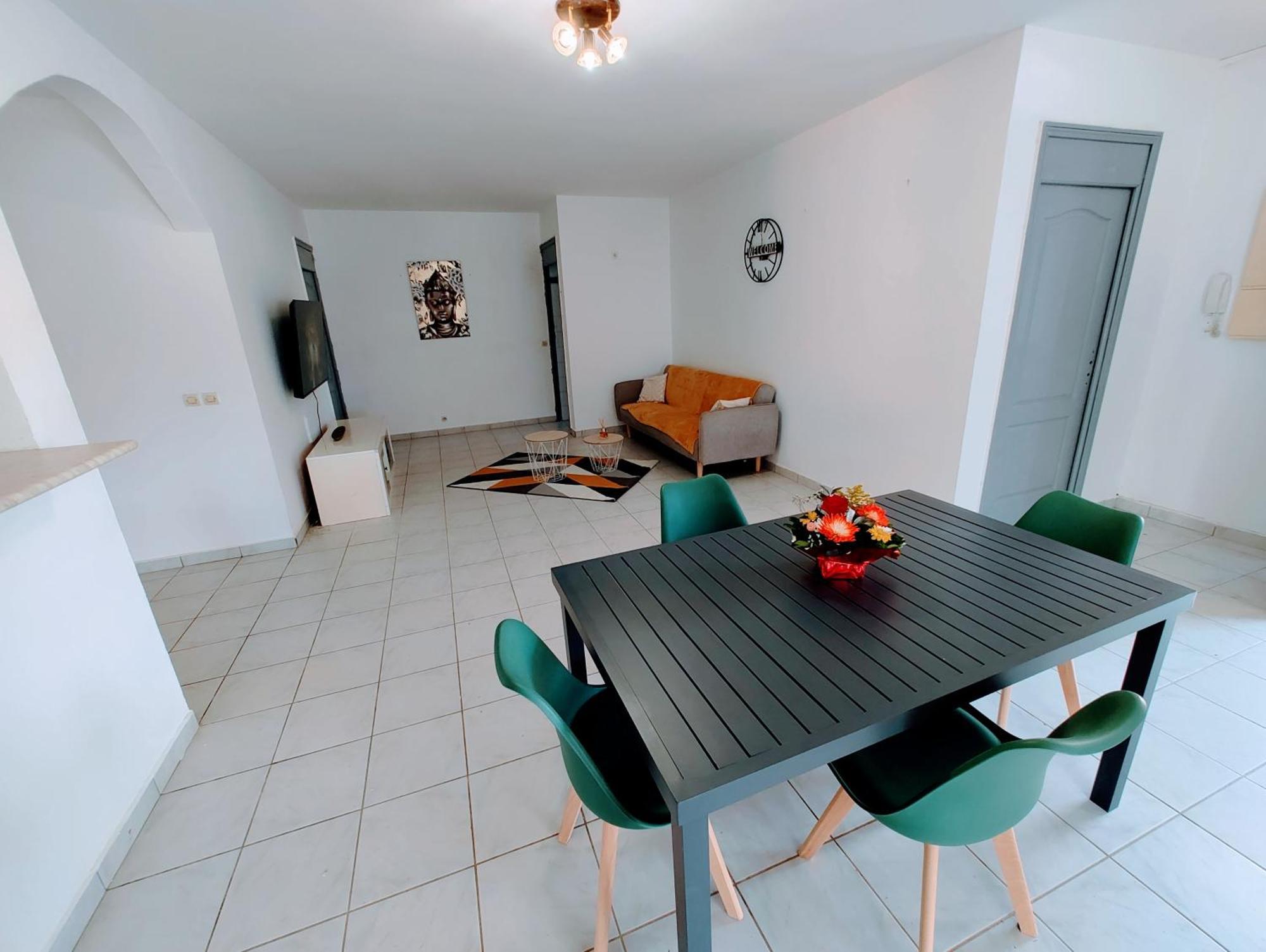 Le Nil Appartement Cosy Tout Confort Baie-Mahault Exterior foto